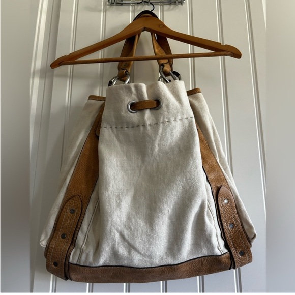 RUEHL No.925 GREENWICH NY Cream tote with leather detailing. - NWT - Picture 5 of 13
